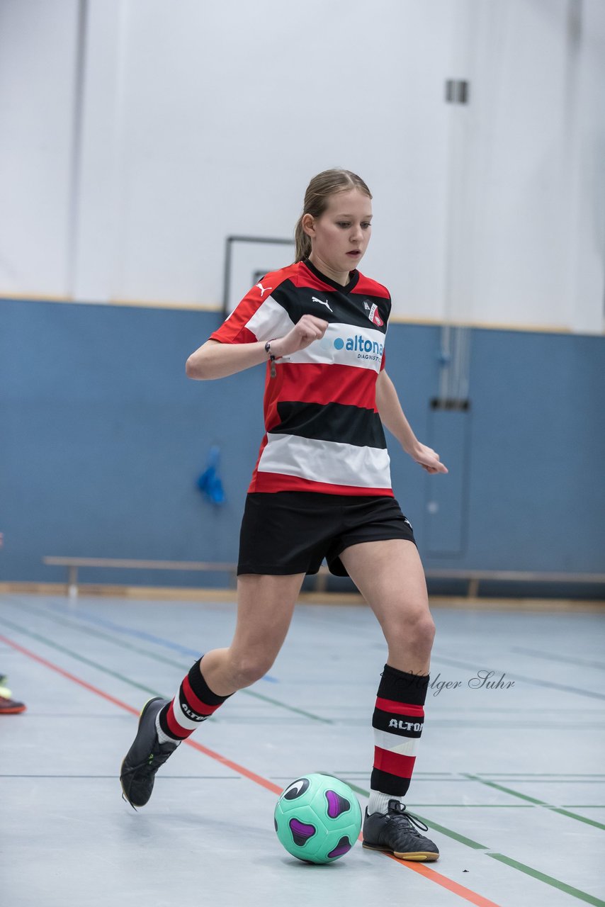 Bild 199 - C-Juniorinnen Loewinnen Cup